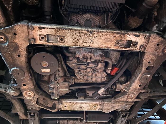 Landrover Range Rover IV 4.4 SDV8 32V Sloopvoertuig (2015, Metallic, Zwart)