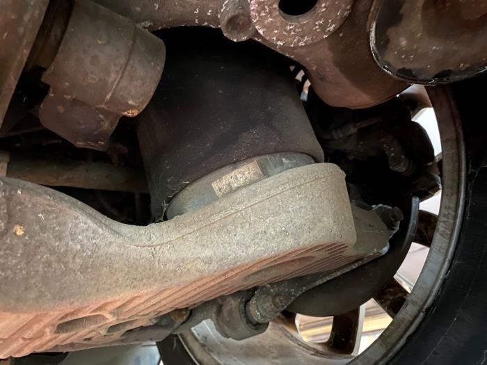 Landrover Range Rover IV 4.4 SDV8 32V Sloopvoertuig (2015, Metallic, Zwart)