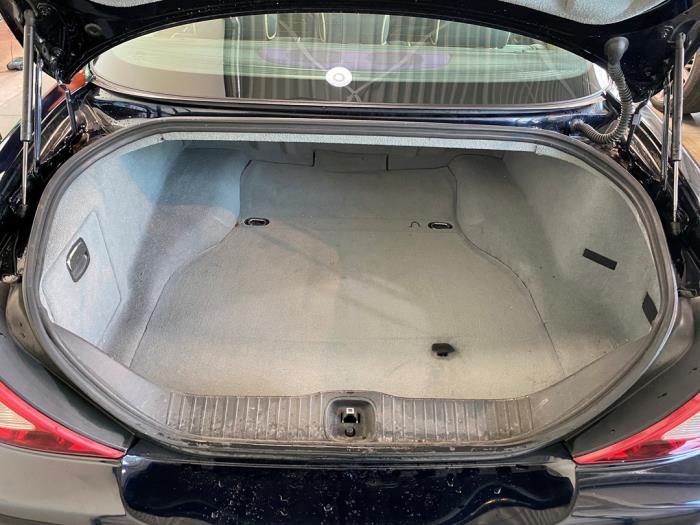 Jaguar XJ 2.7d V6 24V Sloopvoertuig (2009, Metallic, Zwart)