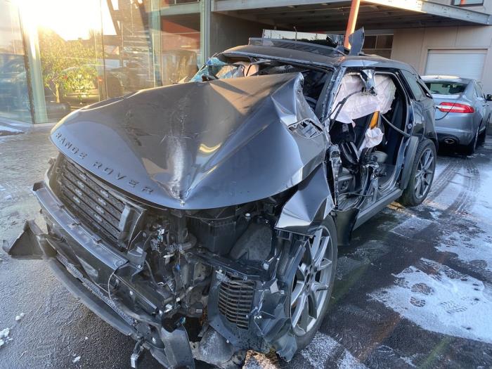 Landrover Range Rover Velar 2.0 16V P250 AWD Sloopvoertuig (2021, Metallic, Zwart)