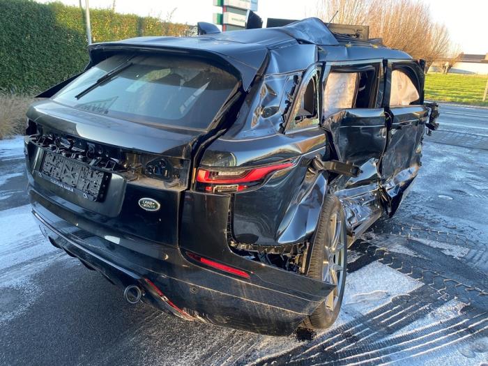 Landrover Range Rover Velar 2.0 16V P250 AWD Sloopvoertuig (2021, Metallic, Zwart)