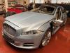 Jaguar XJ 2.0 i4 Ti 16V Sloopvoertuig (2012, Licht, Blauw)