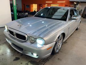 Jaguar XJ 8 4.2 V8 32V  (Sloop)