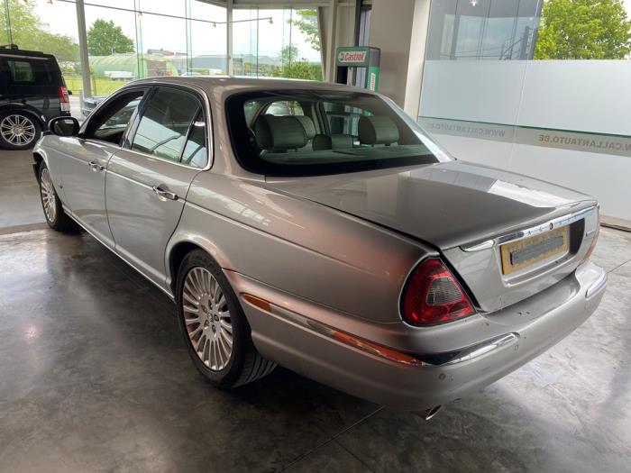 Jaguar XJ 2.7d V6 24V Sloopvoertuig (2005, Metallic, Zilver)