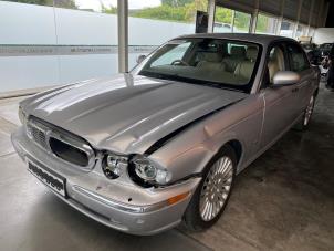 Jaguar XJ 2.7d V6 24V Sloopvoertuig (2005, Metallic, Zilver)
