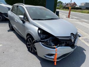Renault Clio IV Estate/Grandtour 0.9 Energy TCE 90 12V Sloopvoertuig (2020, Metallic, Zilver)