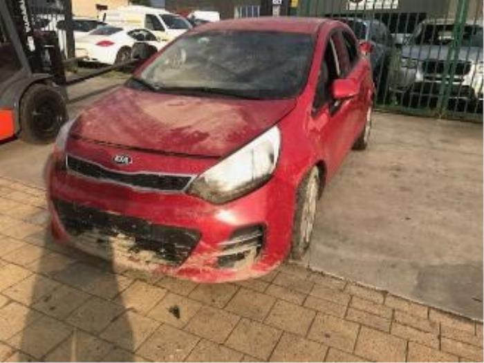 Kia Rio III 1.4 CRDi 16V Sloopvoertuig (2015, Rood)
