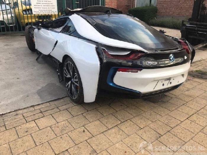 BMW i8 1.5 TwinPower Turbo Sloopvoertuig (2017, Wit)