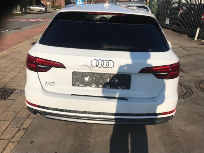 Audi A4 Avant 2.0 TDI Ultra 16V Sloopvoertuig (2017, Wit)