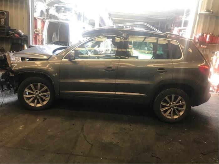 Volkswagen Tiguan 2.0 TDI 16V Sloopvoertuig (2012)
