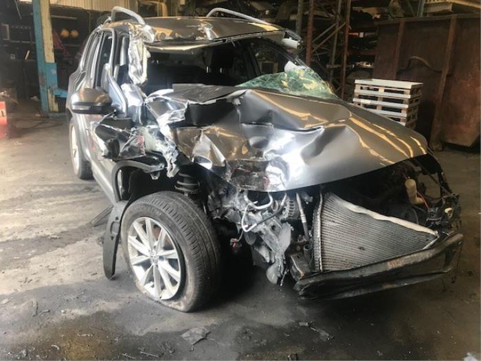 Volkswagen Tiguan 2.0 TDI 16V Sloopvoertuig (2012)