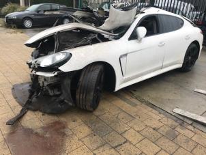 Porsche Panamera 3.6 V6 24V Sloopvoertuig (2010, Wit)