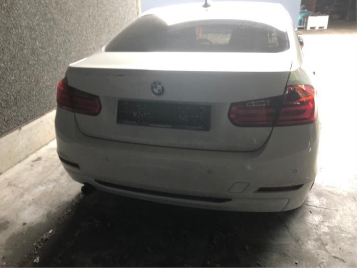 BMW 3 serie 316d 2.0 16V Sloopvoertuig (2012, Metallic, Wit)