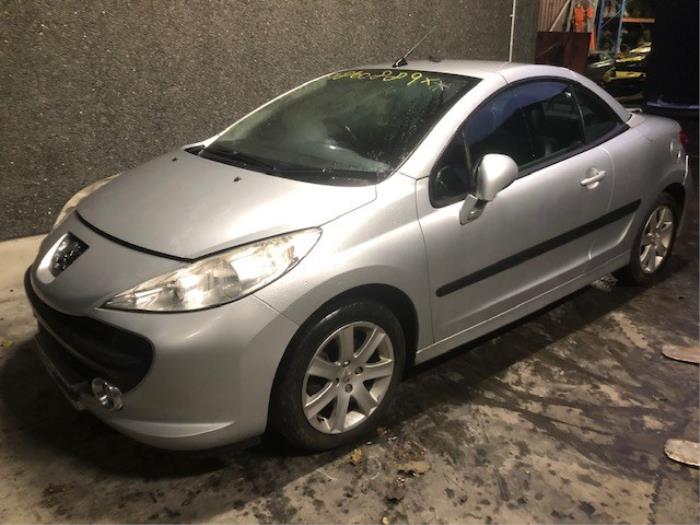 Peugeot 207 CC 1.6 16V Sloopvoertuig (2010)
