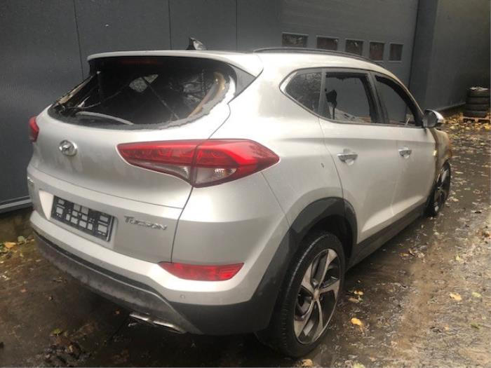 Hyundai Tucson 2.0 CRDi 16V 2WD Sloopvoertuig (2015)