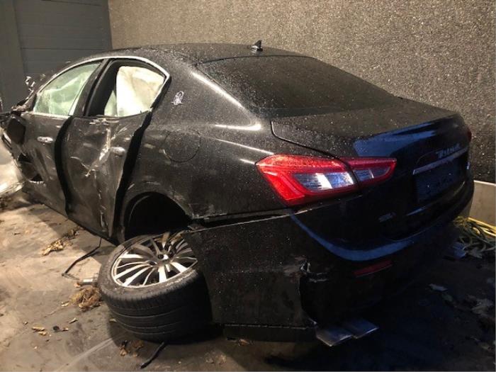 Maserati Ghibli III 3.0 Diesel Sloopvoertuig (2014, Zwart)