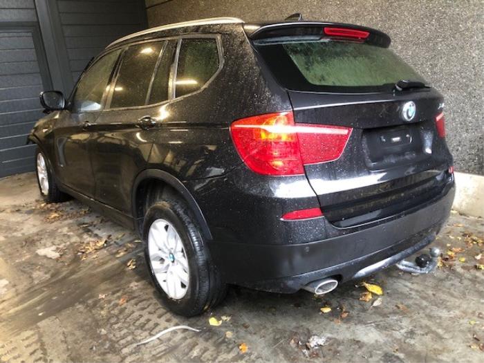 BMW X3 sDrive18d 16V Sloopvoertuig (2013, Metallic, Zwart, Saffierblauw, Saffierzwart)