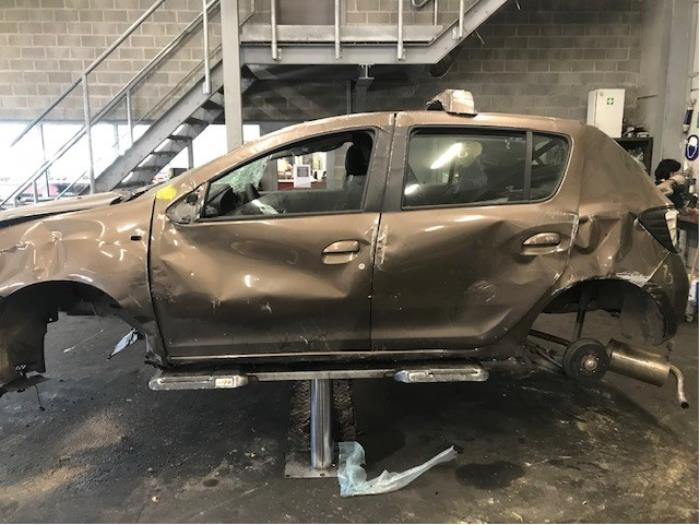 Dacia Sandero III 1.0 Sce 12V Sloopvoertuig (2019, Licht, Bruin)