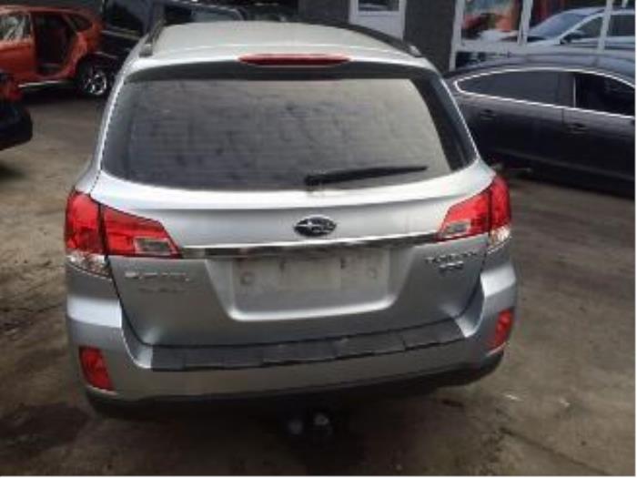 Subaru Outback 2.0 D 16V Sloopvoertuig (2013, Grijs)