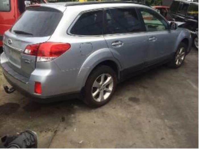 Subaru Outback 2.0 D 16V Sloopvoertuig (2013, Grijs)