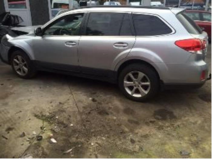Subaru Outback 2.0 D 16V Sloopvoertuig (2013, Grijs)