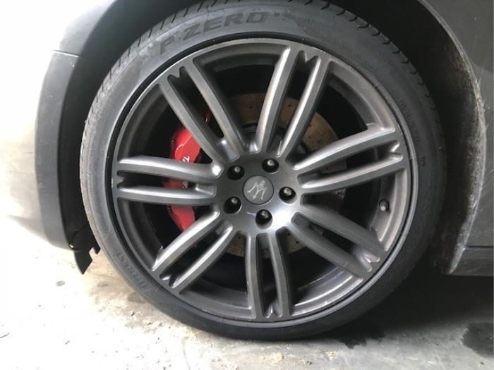 Maserati Ghibli III 3.0 Diesel Sloopvoertuig (2017, Grijs)