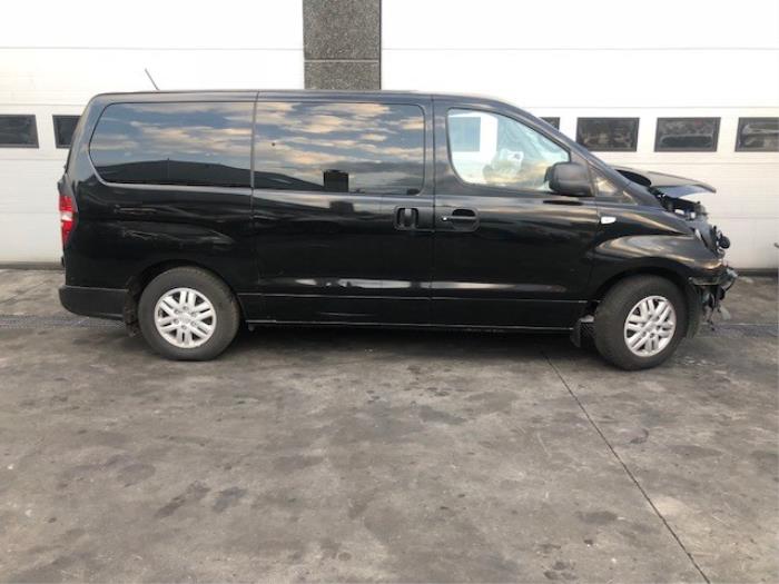 Hyundai H1 People Sloopvoertuig (2015, Zwart)