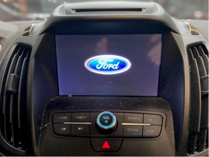 Ford Kuga II 2.0 TDCi 16V 120 Sloopvoertuig (2019, Grijs)