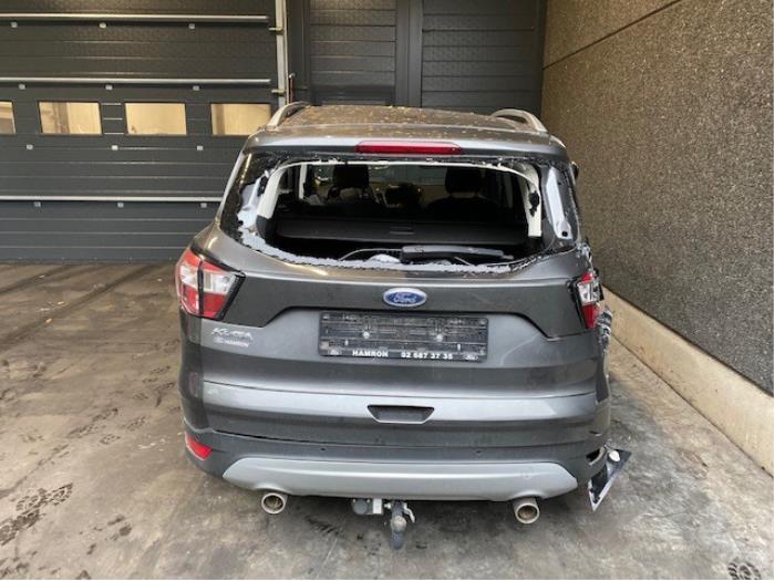 Ford Kuga II 2.0 TDCi 16V 120 Sloopvoertuig (2019, Grijs)