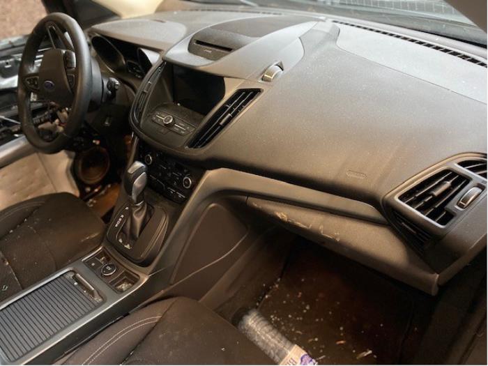 Ford Kuga II 2.0 TDCi 16V 120 Sloopvoertuig (2019, Grijs)