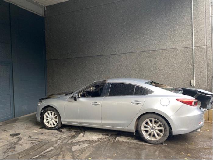 Mazda 6 2.2 SkyActiv-D 150 16V Sloopvoertuig (2016, Licht, Grijs)