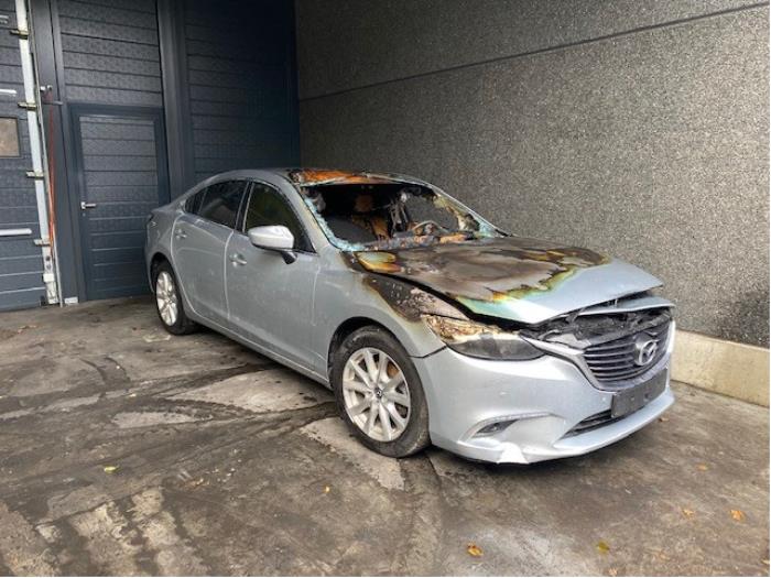 Mazda 6 2.2 SkyActiv-D 150 16V Sloopvoertuig (2016, Licht, Grijs)