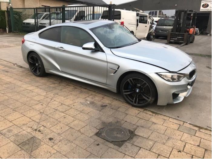 BMW M4 Sloopvoertuig (2015, Zilver)