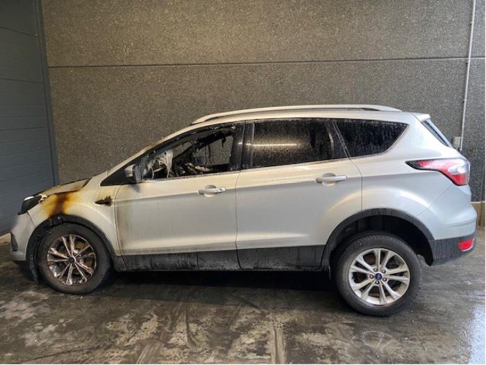 Ford Kuga Sloopvoertuig (2017, Moondust, Zilver)