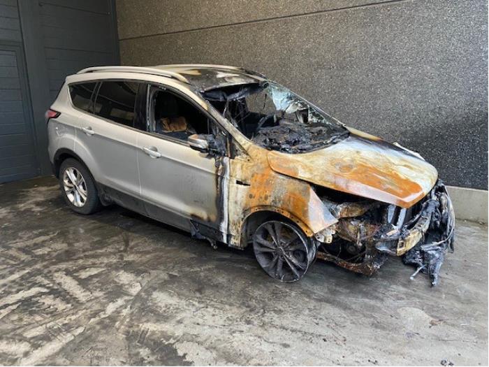 Ford Kuga Sloopvoertuig (2017, Moondust, Zilver)