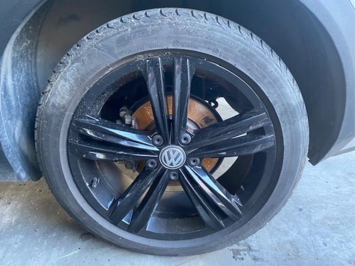 Volkswagen T-Roc I 2.0 TDI 150 4Motion 16V Sloopvoertuig (2019, Wit)