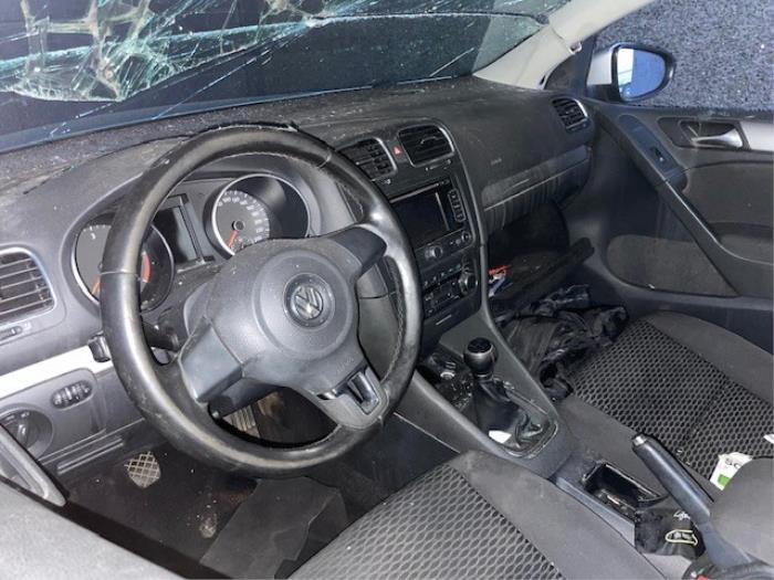 Volkswagen Golf VI 1.6 TDI 16V Sloopvoertuig (2010, Zilver)