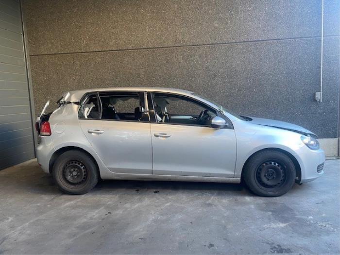 Volkswagen Golf VI 1.6 TDI 16V Sloopvoertuig (2010, Zilver)