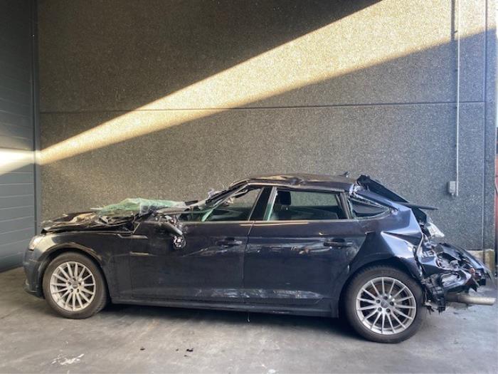 Audi A5 Sportback 2.0 TDI Ultra 16V Sloopvoertuig (2018, Zwart)