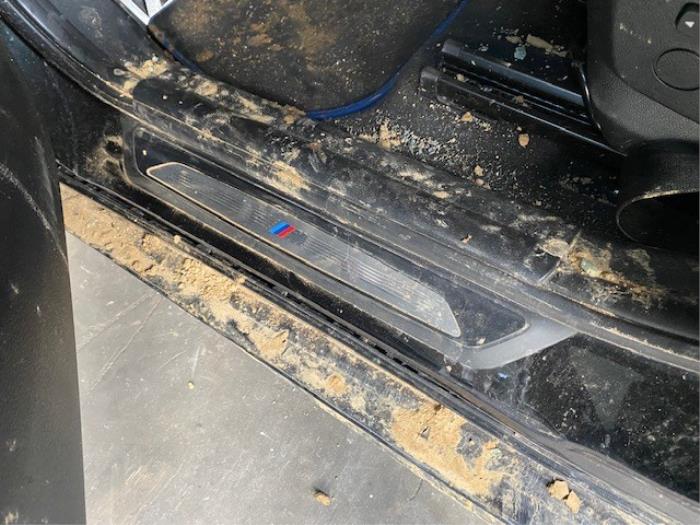 BMW X2 xDrive 18d 2.0 16V Sloopvoertuig (2019, Metallic, Zwart, Saffierblauw, Saffierzwart)