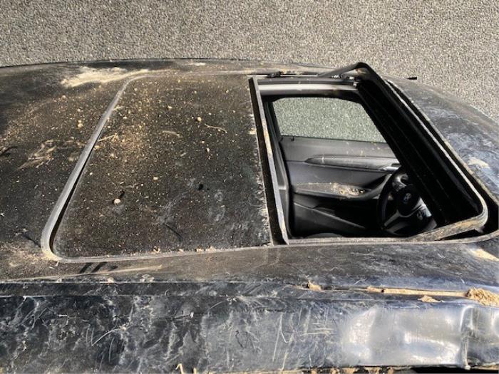 BMW X2 xDrive 18d 2.0 16V Sloopvoertuig (2019, Metallic, Zwart, Saffierblauw, Saffierzwart)