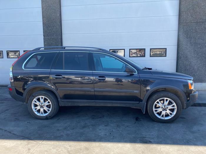 Volvo XC90 I 2.4 D5 20V Sloopvoertuig (2004, Zwart)