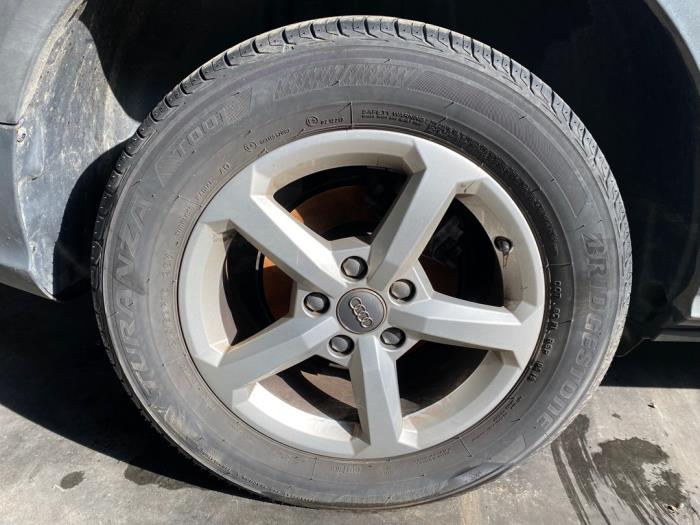 Audi Q2 1.0 30 TFSI 12V Sloopvoertuig (2019, Zilver)