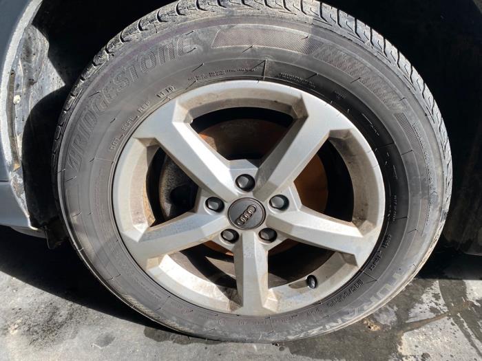 Audi Q2 1.0 30 TFSI 12V Sloopvoertuig (2019, Zilver)