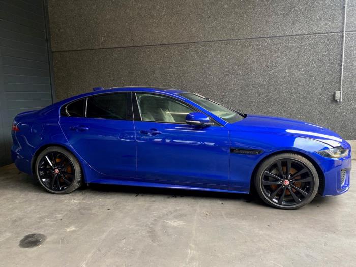 Jaguar XE 2.0d 180 16V Sloopvoertuig (2020, Blauw)