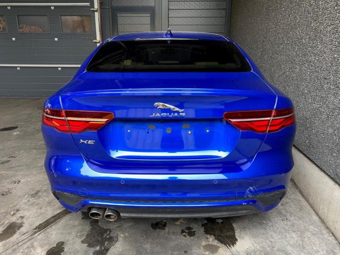 Jaguar XE 2.0d 180 16V Sloopvoertuig (2020, Blauw)