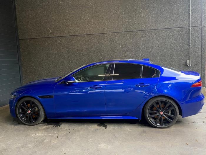 Jaguar XE 2.0d 180 16V Sloopvoertuig (2020, Blauw)