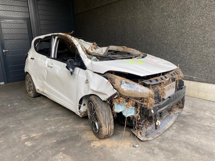 Hyundai i10 1.0 12V Sloopvoertuig (2020, Wit)