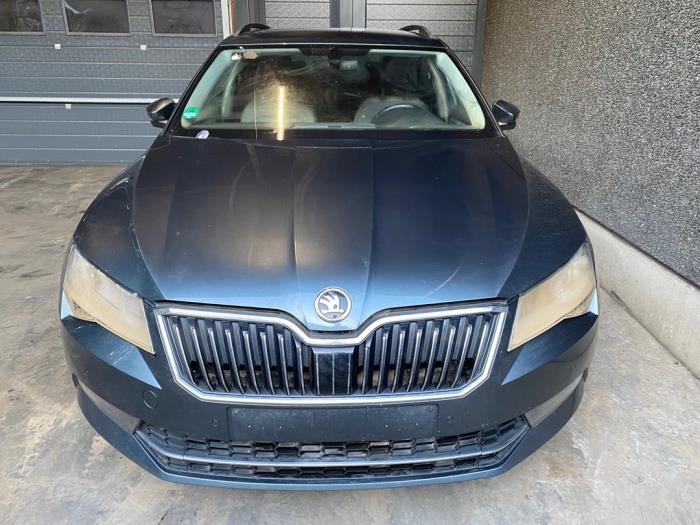 Skoda Superb Combi 1.6 TDI Sloopvoertuig (2017, Blauw)