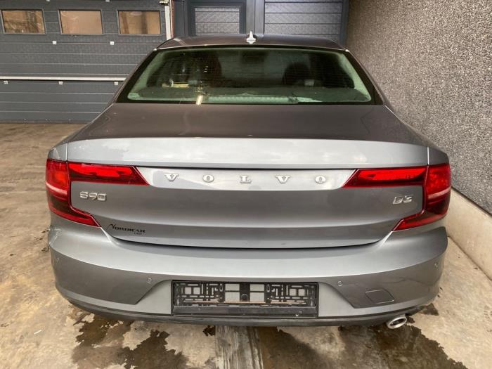 Volvo S90 II 2.0 D3 16V Sloopvoertuig (2017, Zilver)